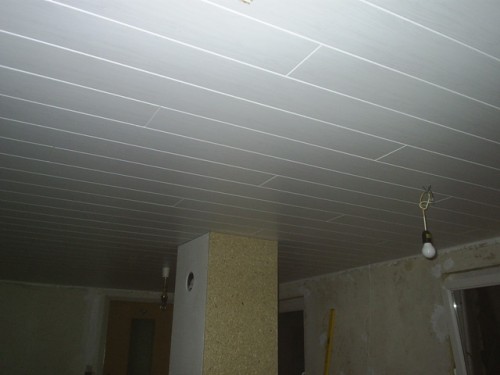 Hier sieht man schon einmal meine neue Weiße Decke...