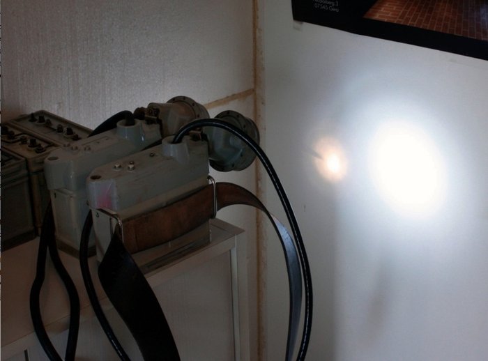 Lampenvergleich: links Industrieaudführung, rechts mit P4