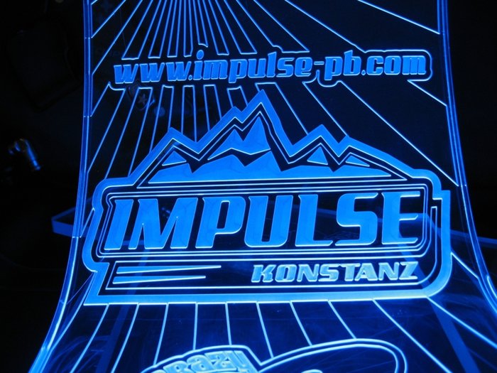 die Schrift ist 0.5mm tief graviert