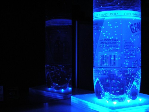 Flaschenuntersetzer mit 9 Superhelle SuperFlux LED blau 3000mcd 90° 3.1V<br />FÜR LUMITRONIX ZUR NUTZUNG FREIGEGEBEN